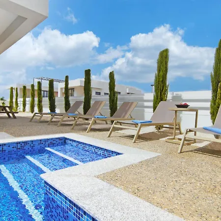 Amity Villa *